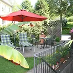 Apartment Am *