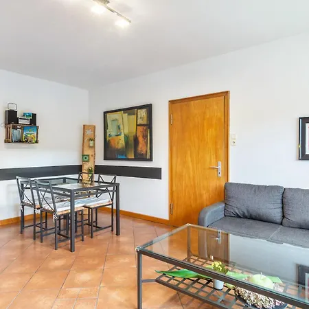 Apartment Am *