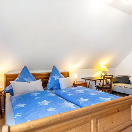 Apartment Am *